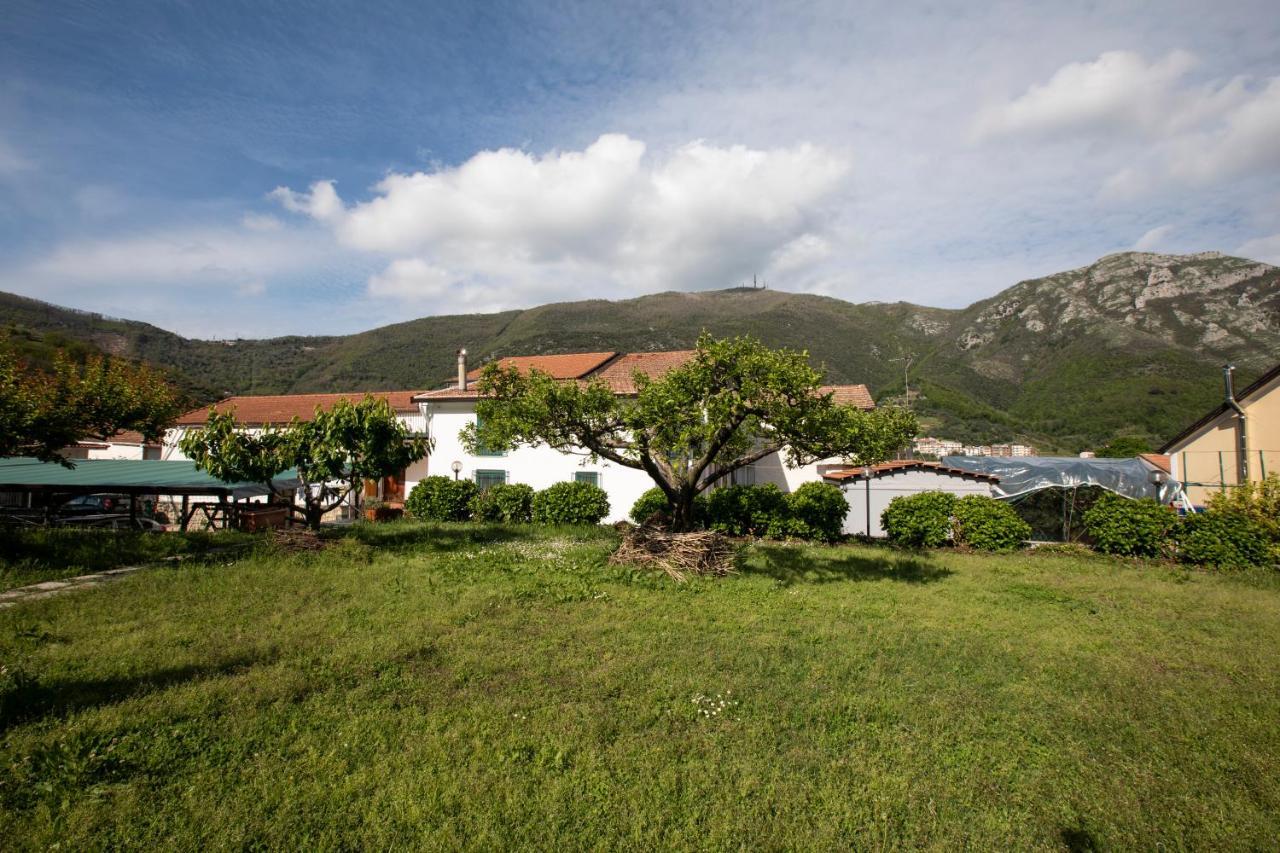 Вилла Apicella Casa Vacanze Трамонти Экстерьер фото